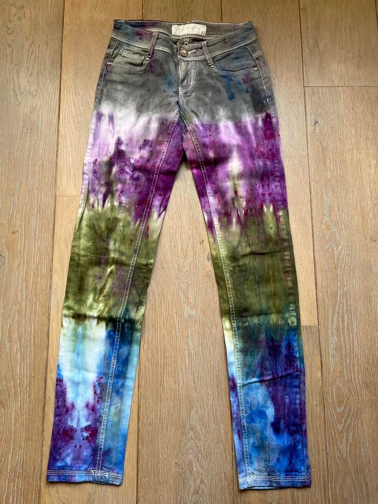 Hippie TIE DYE Jeans Festival mt XS Handgeverfd dus uniek, Ophalen of Verzenden, Nieuw, Blauw, W27 (confectie 34) of kleiner