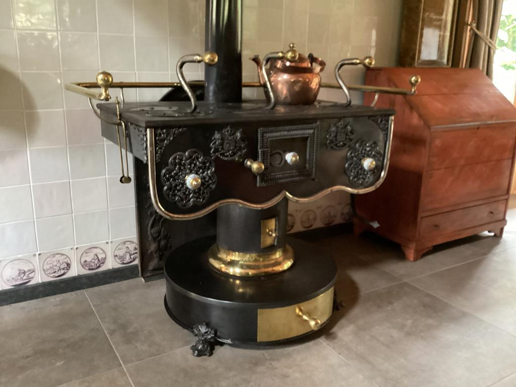 antiek Staphorster fornuis “dwarskachel”., Ophalen, Gebruikt, Houtkachel, Vrijstaand