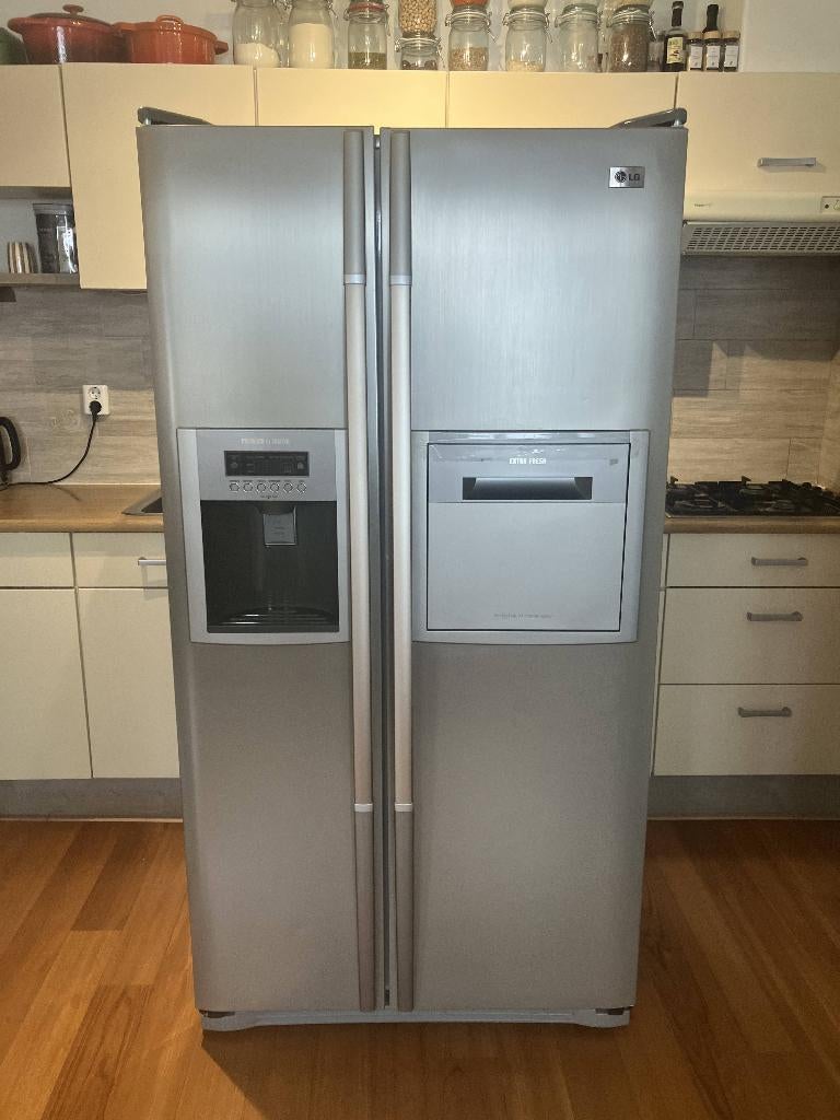 LG Koelkast & Vriezer, Ophalen, Gebruikt, 200 liter of meer, Met aparte vriezer
