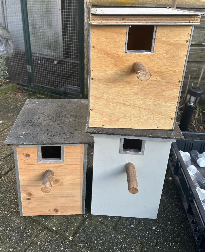 Broedblokken, Ophalen, Zo goed als nieuw, Hout, Broedkooi of Kweekkooi