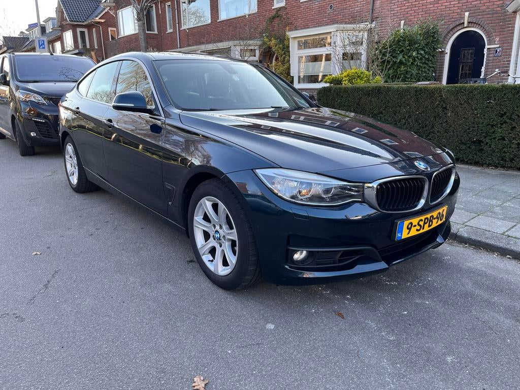 BMW 3-Serie GT 320I 2013 Blauw metallic, 183 pk, 4 cilinders, Blauw, Handgeschakeld