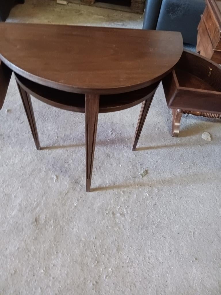 Klassieke houten sidetable met lade, Huis en Inrichting, Tafels | Sidetables, Overige houtsoorten, Gebruikt, 50 tot 100 cm, Klassiek