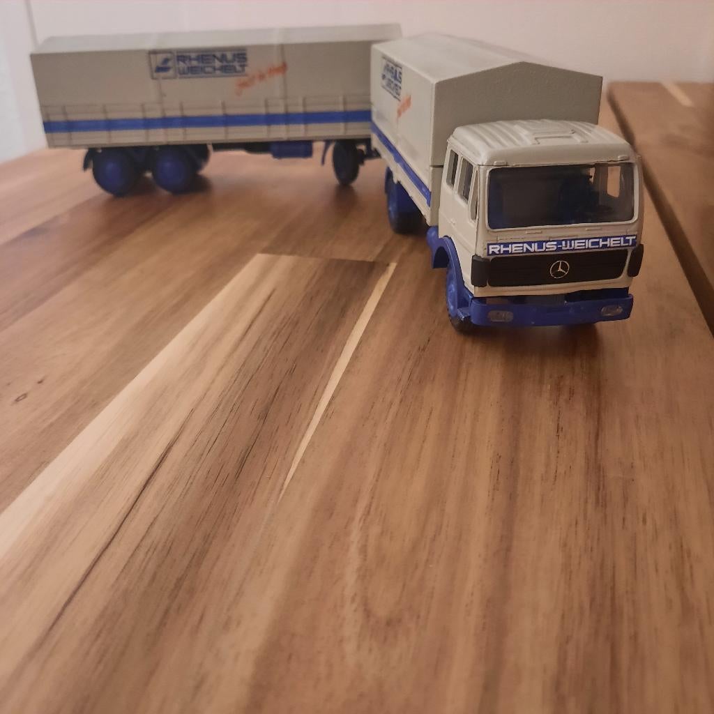 NZG DIV MERCEDES-BENZ MW & HANGER 1600 SERIE CBN HUIF ., Verzenden, Zo goed als nieuw, Bus of Vrachtwagen, NZG