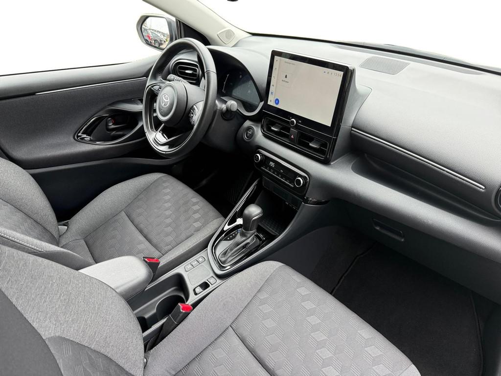 Toyota Yaris 1.5 Hybrid 115 First Edition | Achteruitrijcame, 12 maanden, Gebruikt, Bedrijf, Hybride Elektrisch/Benzine