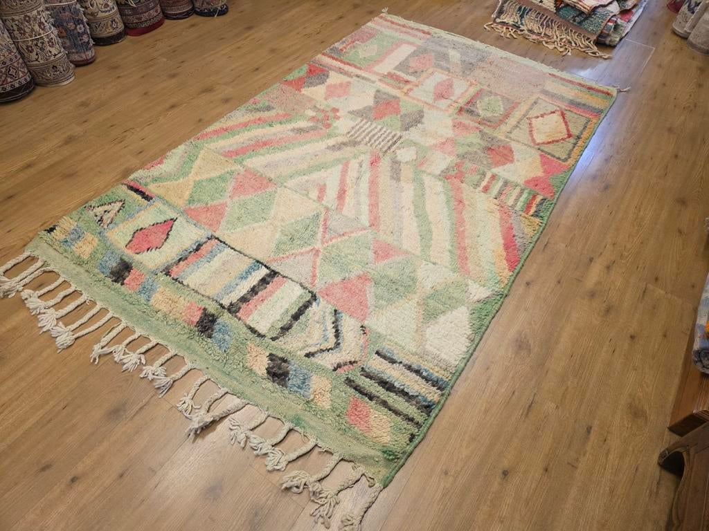 Handgeknoopt oosters tapijt berber Beni Mrirt 260x156, Info@SlatsAntiek.nl, Berber Marokkaans, Crème, 150 tot 200 cm