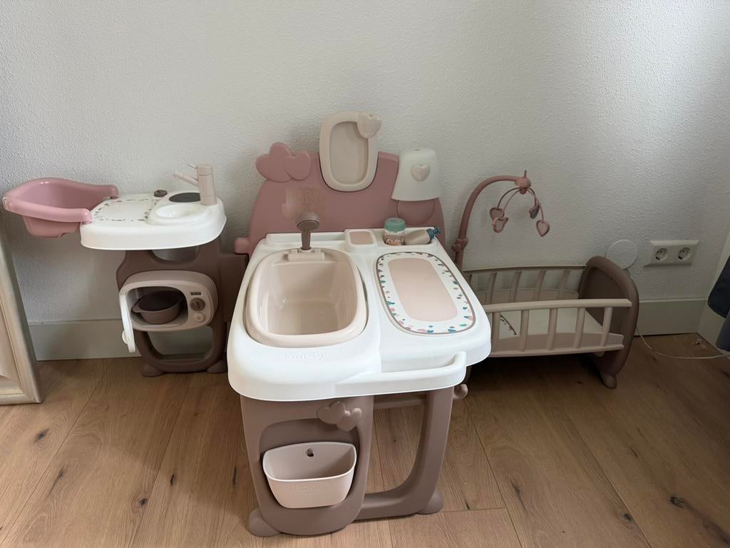 Smoby Baby Nurse in nieuwstaat, Ophalen of Verzenden, Zo goed als nieuw, Overige typen, Met wieltjes