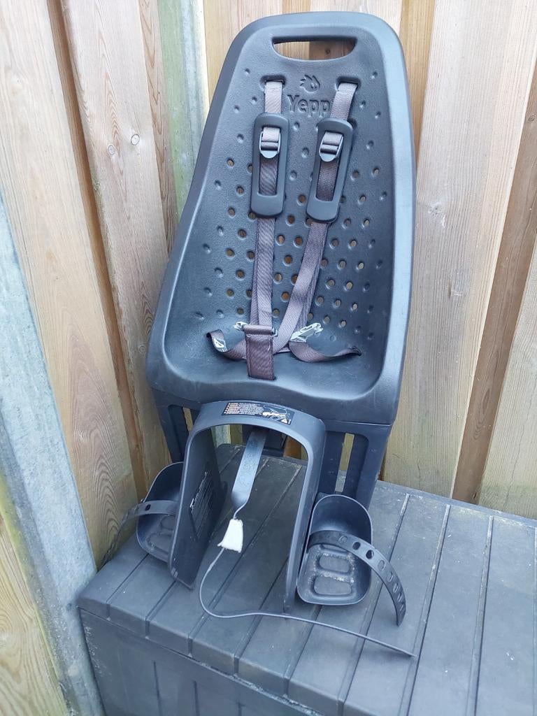 Yepp achterzitje, Achterzitje, Voetsteuntjes, Yepp, Zo goed als nieuw