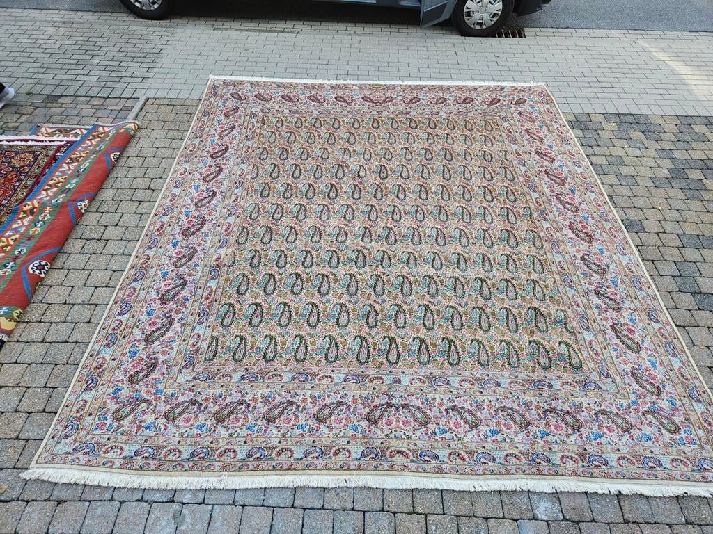 Handgeknoopt perzisch tapijt kirman 395x350, Info@SlatsAntiek.nl, Crème, Perzisch, Vof Slats Antiek