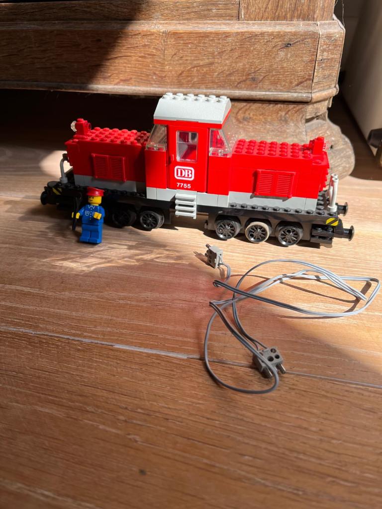 lego trein 12v, 7755, Ophalen of Verzenden, Zo goed als nieuw, Complete set, Lego