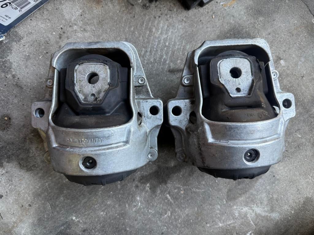 Motorsteunen audi a5, Ophalen of Verzenden, Nieuw, Audi