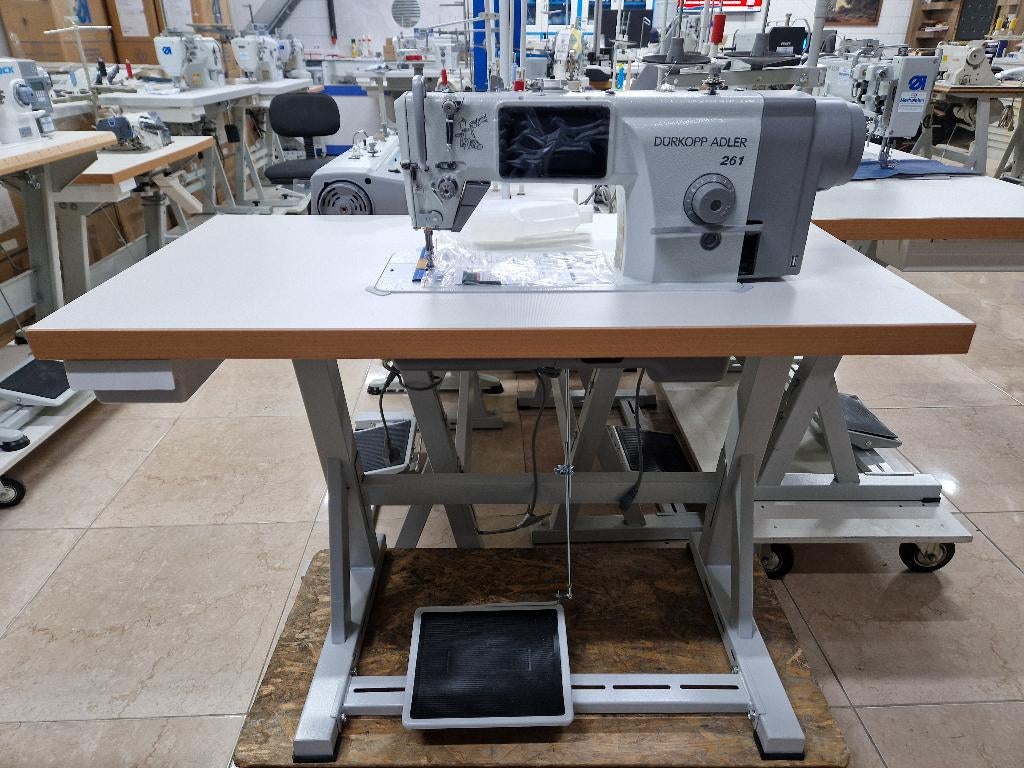 Dürkopp Adler 261 Industriële Naaimachine – Nieuw, Hobby en Vrije tijd, Nieuw, Naaimachine, Industrieel, Ophalen