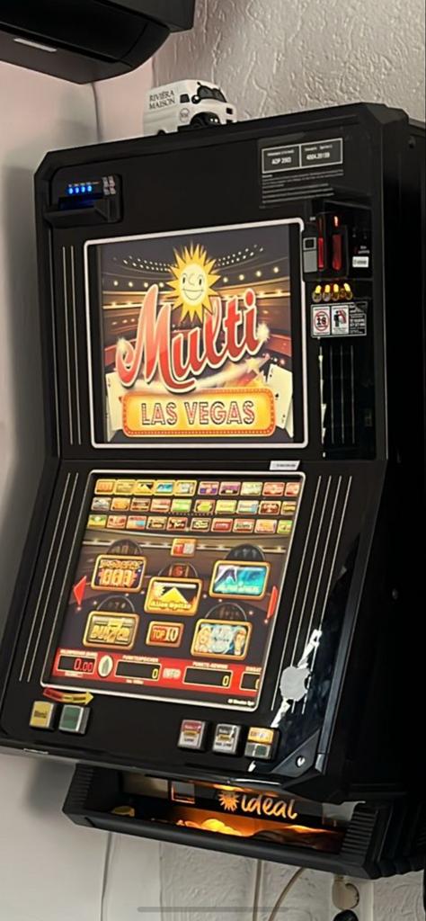 Duitse wandgokkast met 100+ spellen - Inworp/uitbetaling, Verzamelen, Euro, Ophalen, Gebruikt