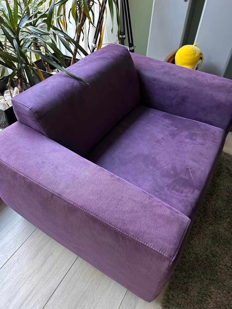 Stijlvolle paarse loveseat fauteuil, fluweelachtig, Huis en Inrichting, Ophalen, Gebruikt, Eenpersoons, 75 tot 100 cm