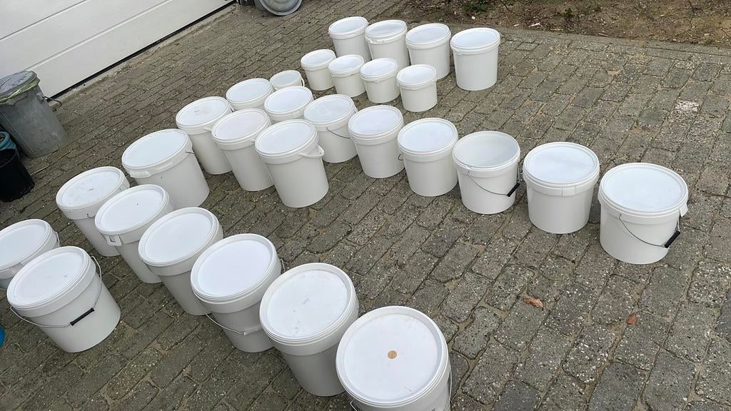 Emmers vulemmers voorraademmers emmer voeremmer met deksel, Dieren en Toebehoren, Vogels | Toebehoren, Zo goed als nieuw, Eten en Drinken