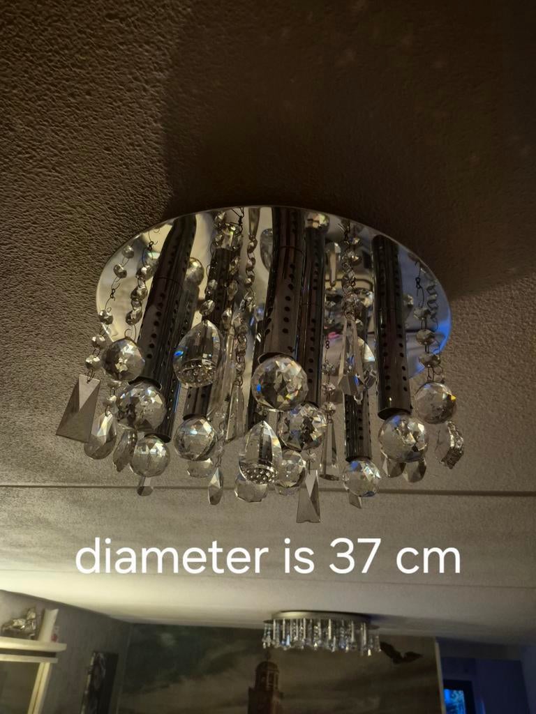 Kristallen plafondlamp klein, Ophalen