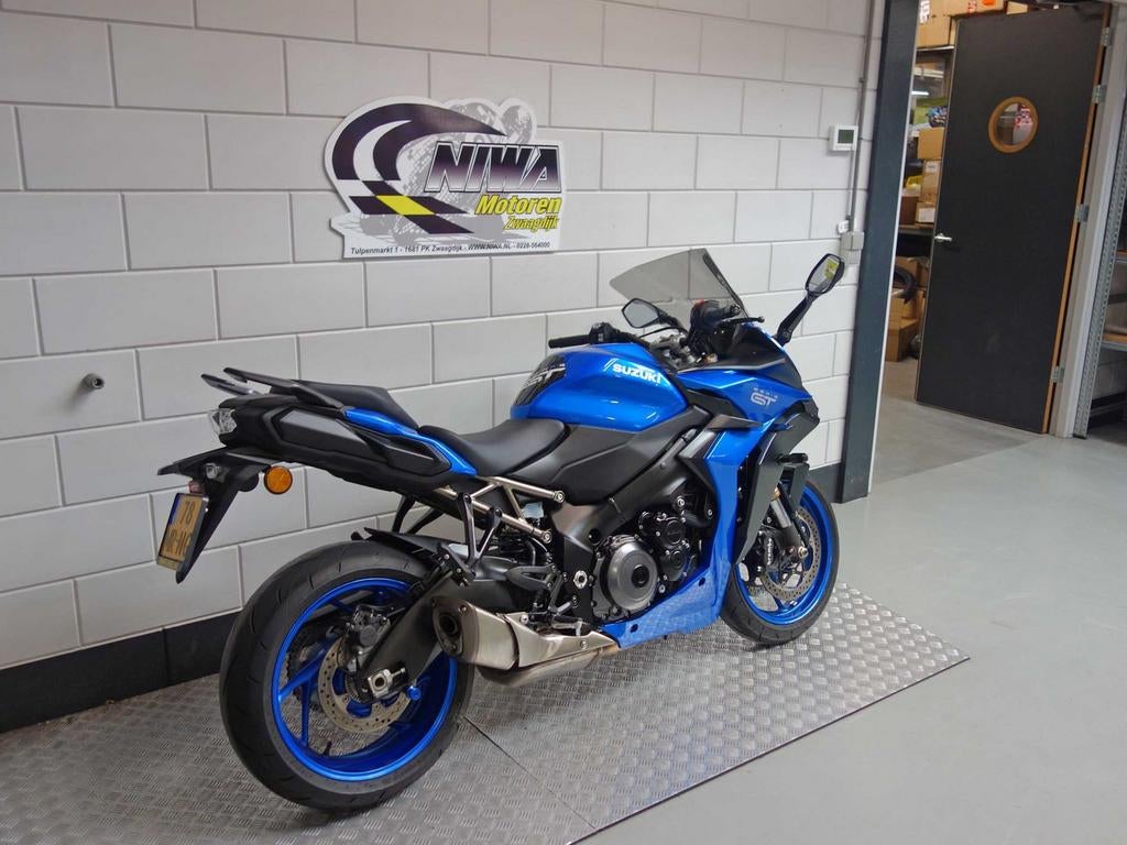 SUZUKI GSX-S 1000 GT - foto 2