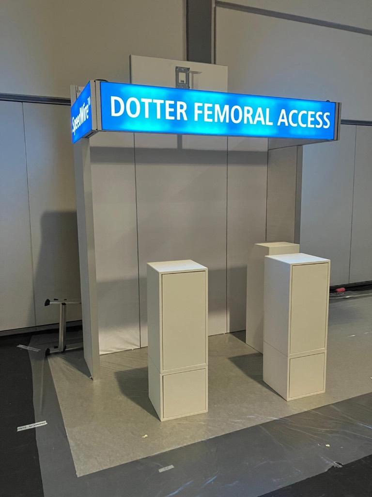 Professionele Beursstand met LED Lichtbak, Ophalen, Zo goed als nieuw, Lichtbak of (neon) lamp