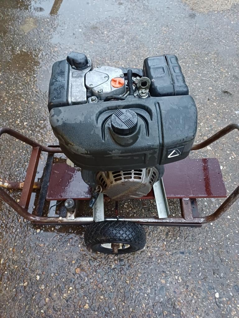 Lombardini motor15ld400 diesel 10pk, Ophalen