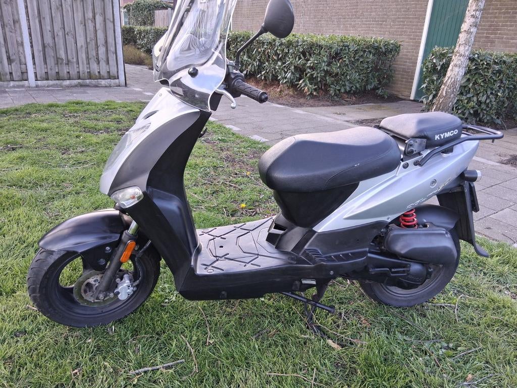Kymco agility 4takt, Ophalen, Zo goed als nieuw, 25 cc, Maximaal 25 km/u