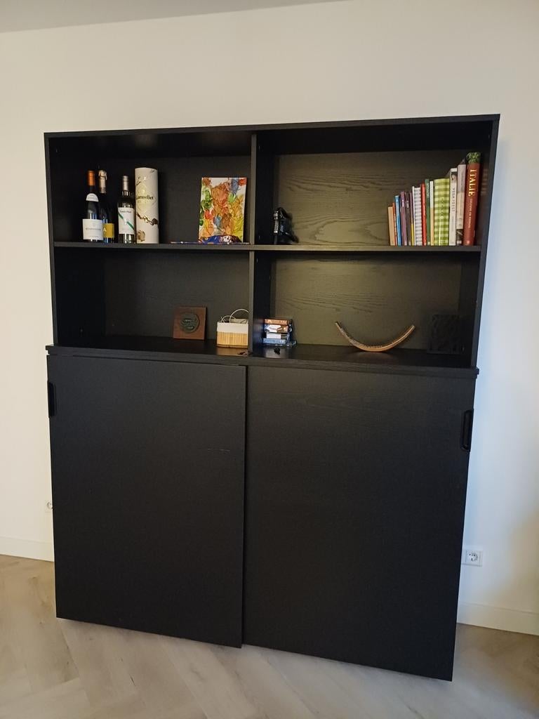 Ikea Galant kast met schuifdeuren en opzetstuk, afsluitbaar, Ophalen, 100 tot 150 cm, 200 cm of meer, 25 tot 50 cm