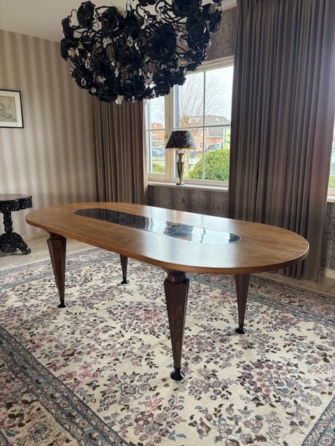 Giorgetti ovale Walnoot eettafel met zwart marmer, Huis en Inrichting, Tafels | Eettafels, Zo goed als nieuw, 50 tot 100 cm, 200 cm of meer
