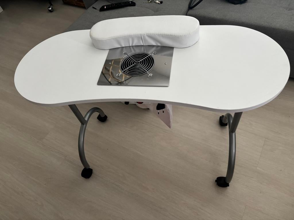 Nageltafel met afzuiger – manicure tafel, Ophalen of Verzenden, Zo goed als nieuw, 50 tot 100 cm, Minder dan 100 cm