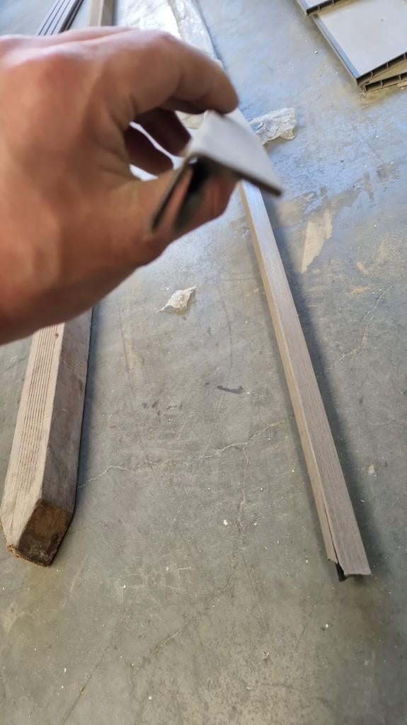 Keralit hoek, eind- en koppel profiel, vergrijsd red cedar, Ophalen, Nieuw, Overige materialen, 20 tot 50 mm