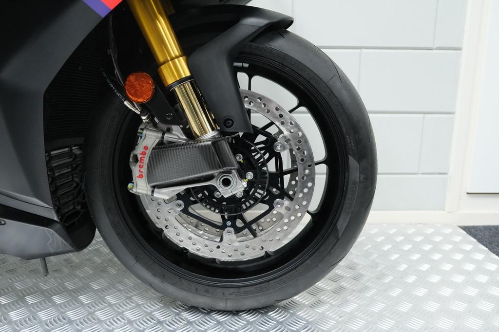 Aprilia RSV 4 FACTORY APRC (bj 2023) - foto 2