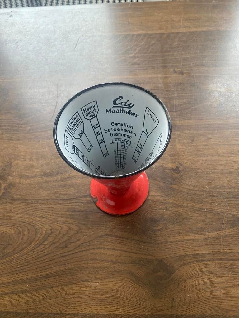 Vintage rode maatbeker, Ophalen of Verzenden, Zo goed als nieuw