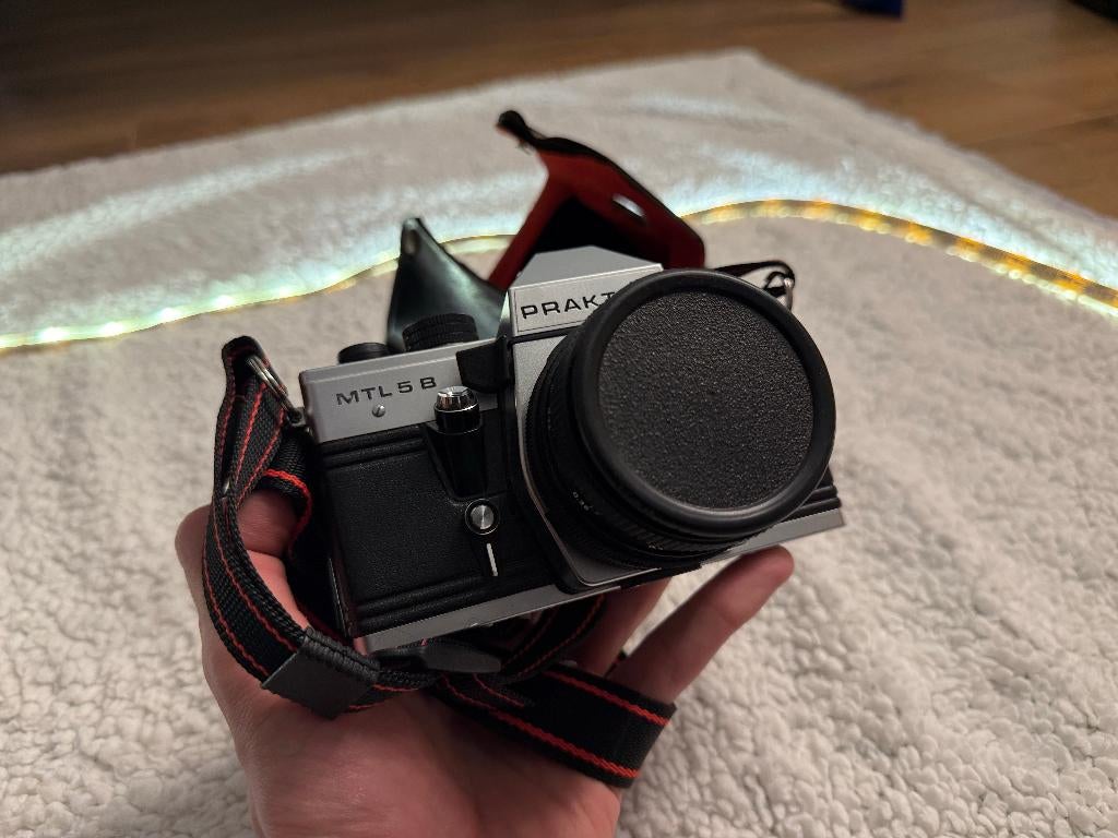 Praktica MTL5B + LENS pentacon 1.8 50, Audio, Tv en Foto, Fotocamera's Analoog, Spiegelreflex, Overige Merken, Ophalen of Verzenden