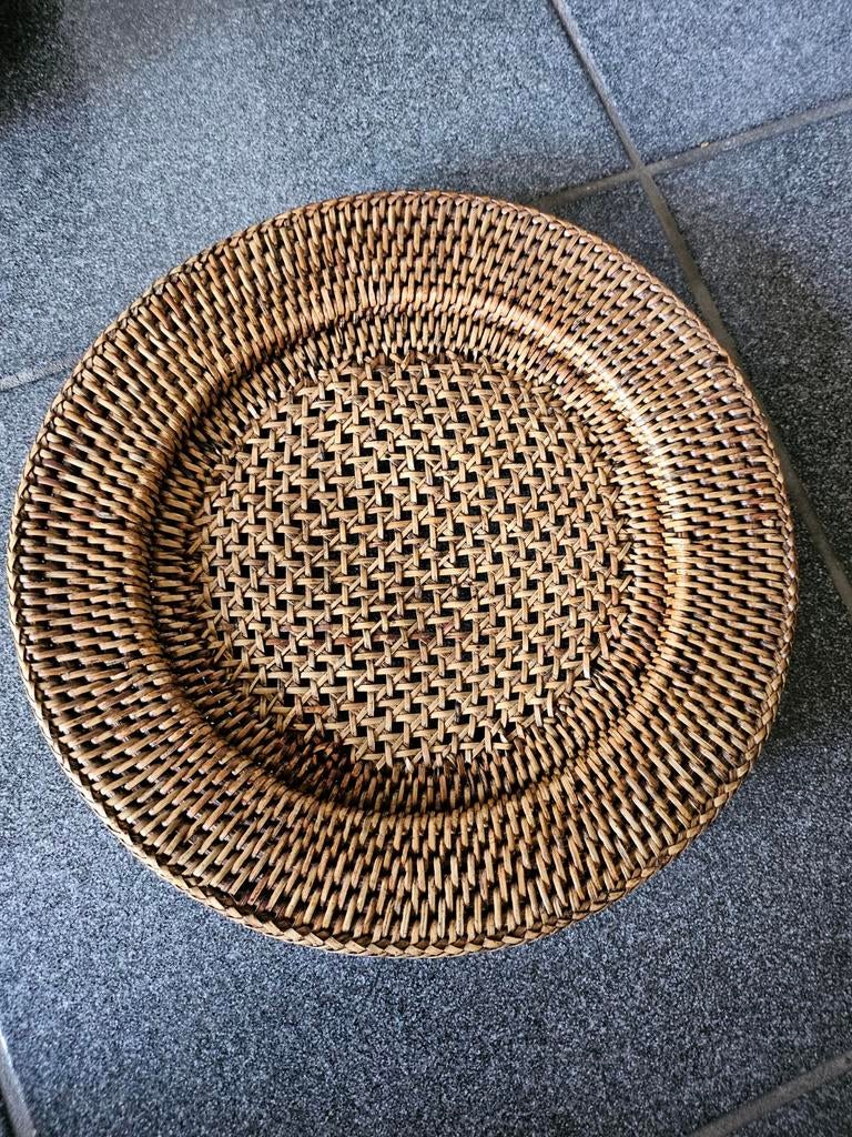 6x Rotan onderbord 31 cm, Huis en Inrichting, Overige materialen, Ophalen of Verzenden, Zo goed als nieuw, Bord(en)