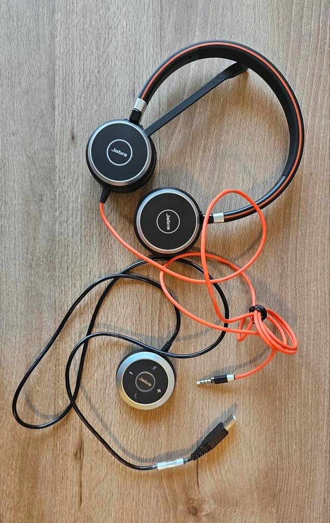 Jabra Headset - Bedraad met Microfoon en Volumeregelaar, On-ear, Ophalen of Verzenden, Zo goed als nieuw, Bedraad