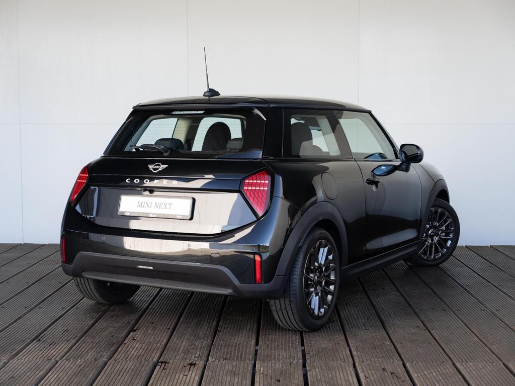 MINI Cooper C Essential + XS-pakket | Lentevoordeel, Auto's, Mini, Stof, Gebruikt, 156 pk, Met garantie (alle)