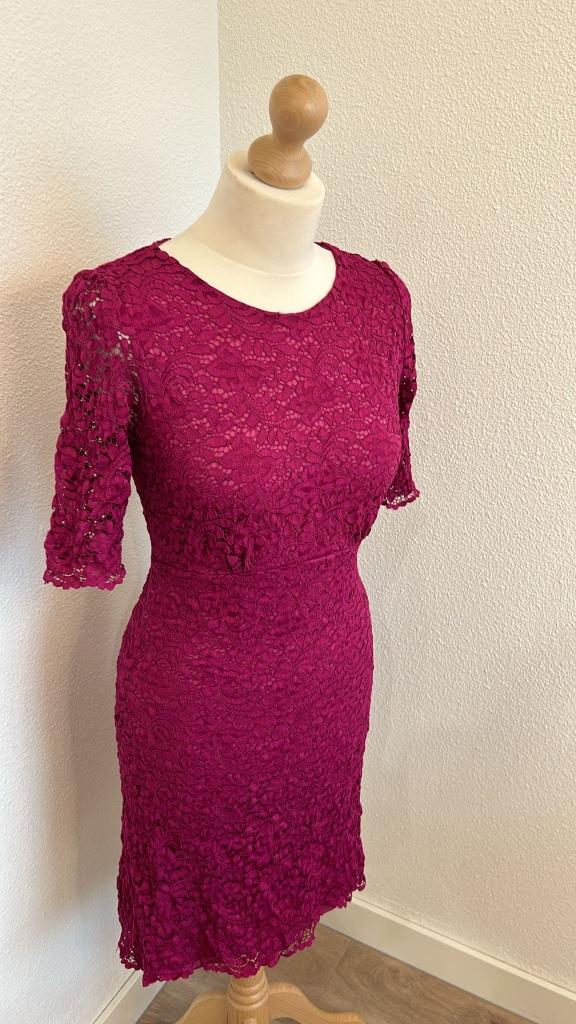 King Louie maat M fuchsia roze feest jurk kant 763, Maat 38/40 (M), Ophalen of Verzenden, Zo goed als nieuw, Knielengte