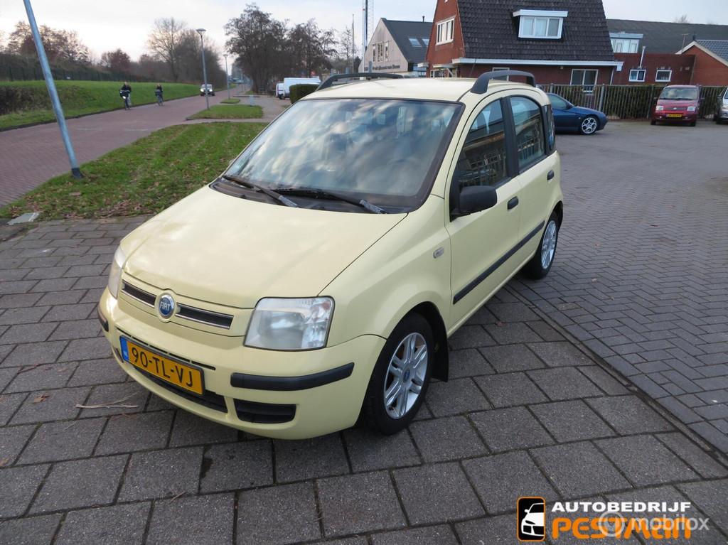 Fiat Panda 1.2 Emotion automaat, Voorwielaandrijving, Gebruikt, 840 kg, Origineel Nederlands