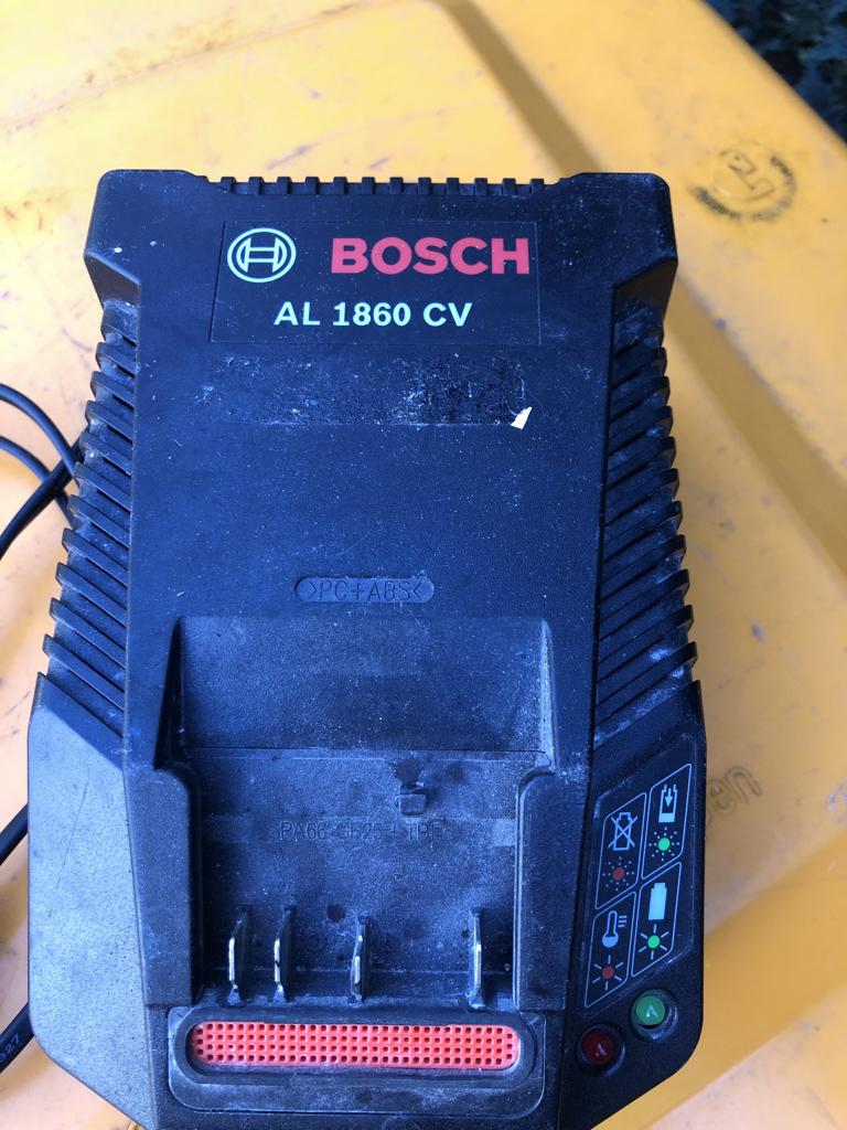 Bosch Accu oplader snellader, Ophalen of Verzenden, Gebruikt