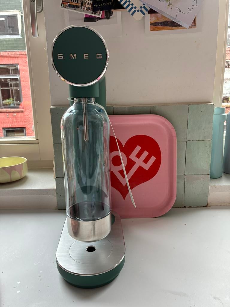 Smeg Sodastream, Huis en Inrichting, Keuken | Keukenbenodigdheden, Ophalen of Verzenden, Zo goed als nieuw
