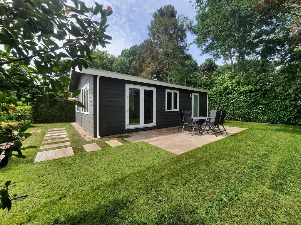 Goedkope vakantie Veluwe Ermelo bungalow fietsen bos natuur, Eigenaar