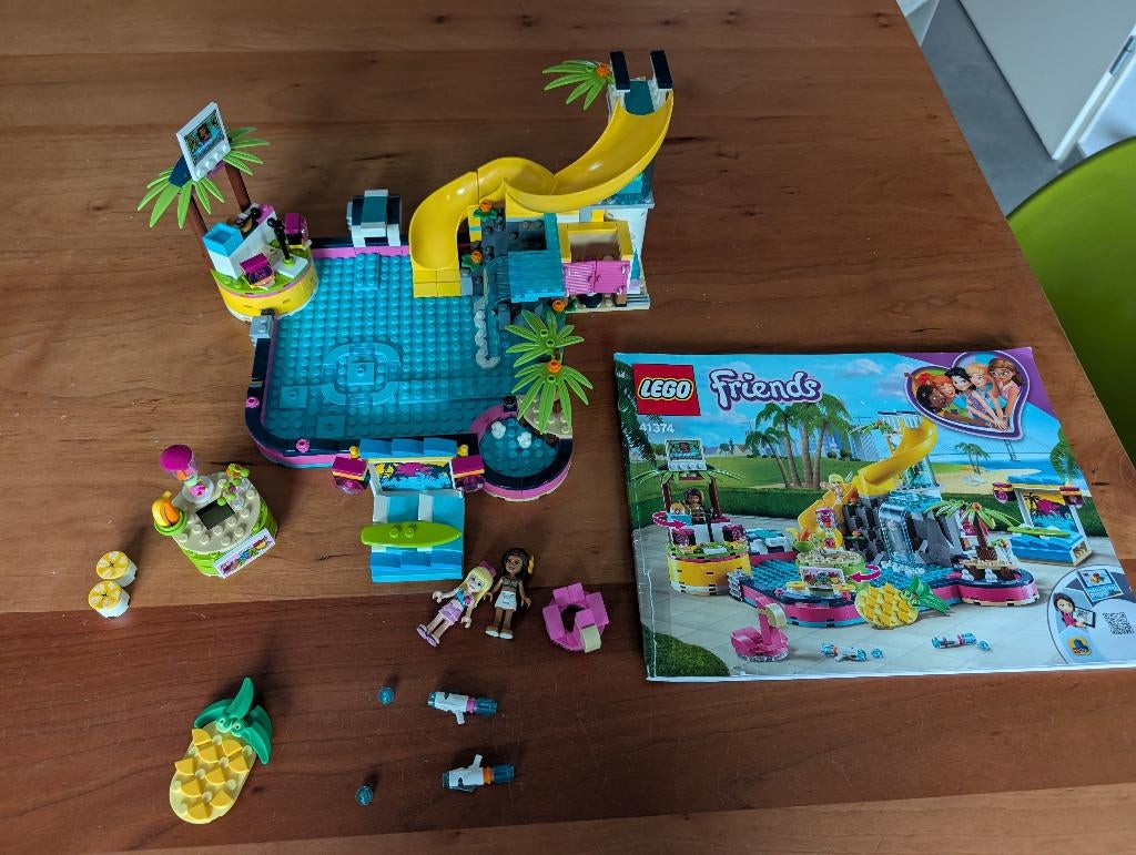 LEGO FRIENDS 41374 - Andrea's zwembadfeest, Ophalen of Verzenden, Zo goed als nieuw, Complete set, Lego