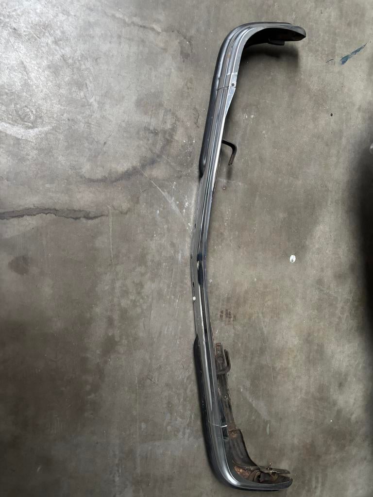 Chroombumper voor Mercedes 123, Ophalen, Voor, Bumper