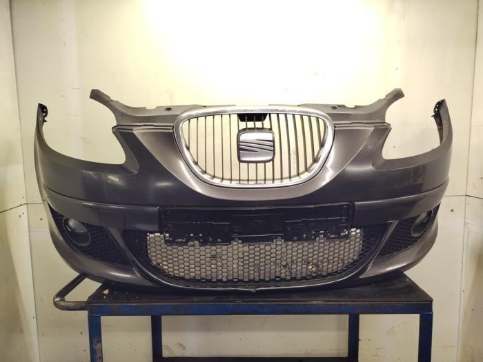 Voorbumper van een Seat Altea (LS9N), Gebruikt, -, -, Ophalen of Verzenden