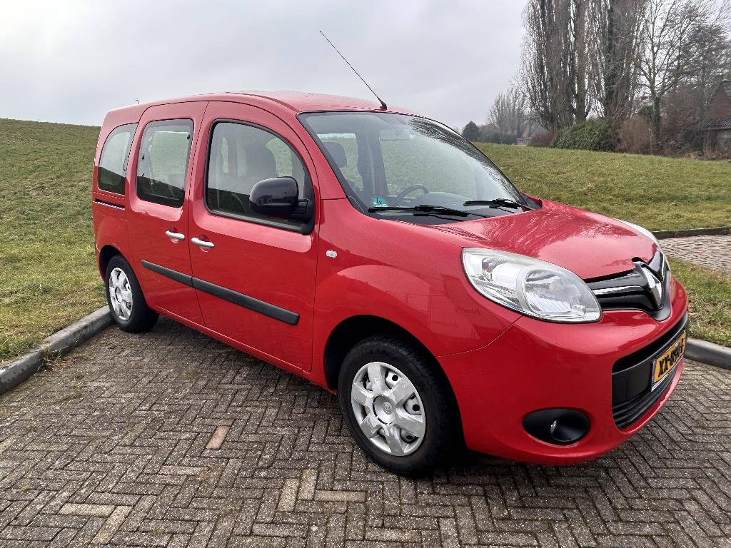 Renault Kangoo 1.6 16V 78KW Family 2013 Rood 185.900 km, Auto's, 1350 kg, Stof, Zwart, 4 cilinders