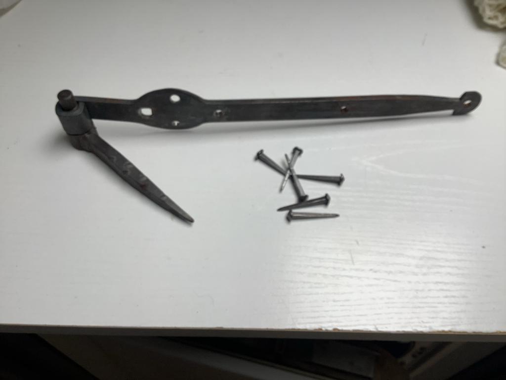 Oude Smeedijzeren Duimheng met Inslagduim 300mm + Spijkers, Ophalen of Verzenden