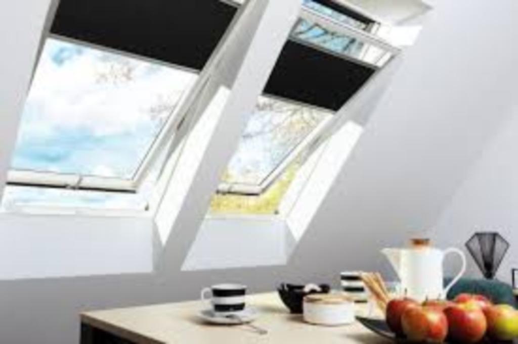 Aanbieding Dakraam Fakro (Velux maten) incl. gootstuk!!!, Ophalen, Nieuw, Dakraam, Veiligheidsglas