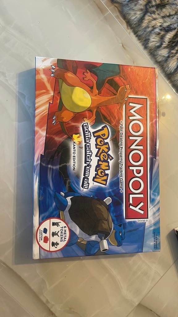 monopoly pokemon, Hobby en Vrije tijd, Gezelschapsspellen | Bordspellen, Ophalen of Verzenden, Zo goed als nieuw