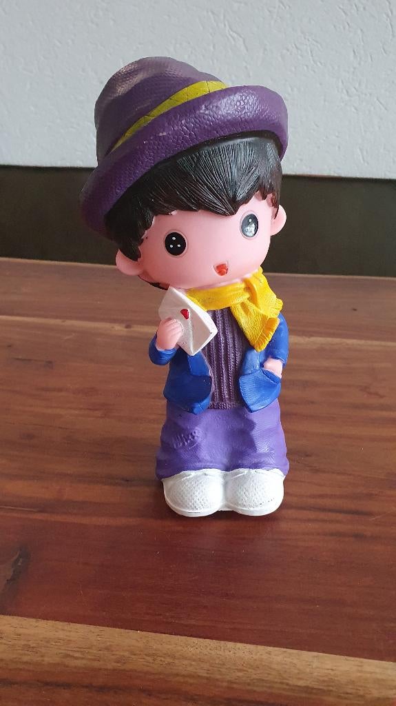 Holly Hobbie kunstof pop, spaarpot. 25 cm. Paars. 5C8, Verzamelen, Tweedehands verkoop, Tweedehands verkoop, Gebruikt, Ophalen of Verzenden