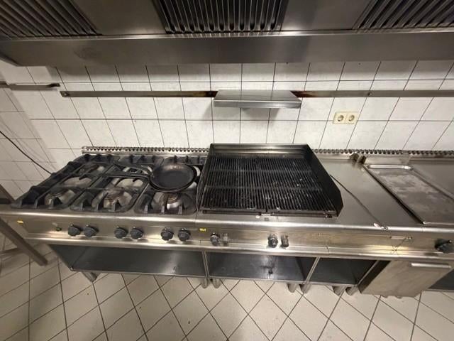 Electrolux lavasteen grill, Witgoed en Apparatuur, Ovens, Ophalen, Gebruikt, 60 cm of meer, Grill