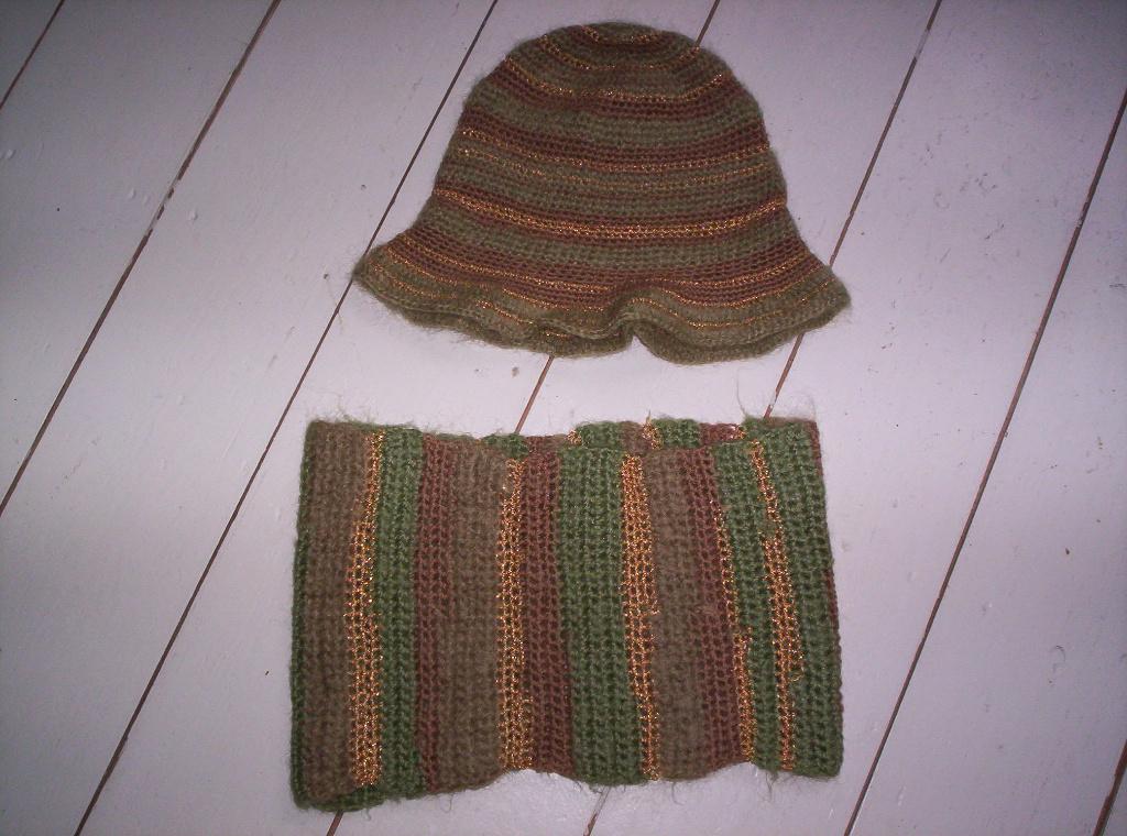 MUTS / HOEDJE met ROLSJAAL, Ophalen of Verzenden, Nieuw, Maat 38/40 (M), Muts