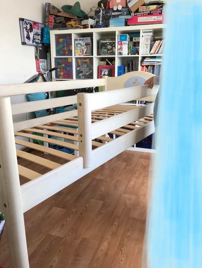 Original Disney Highbed Massif Hout with its own matrass, Ophalen, Zo goed als nieuw, Hoogslaper