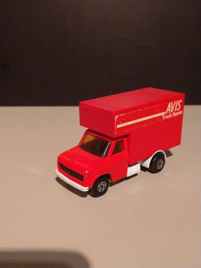 Matchbox K27 Ford A Series Van - Avis Truck Rental, Hobby en Vrije tijd, Modelauto's | 1:50, Ophalen of Verzenden, Gebruikt, Overige merken